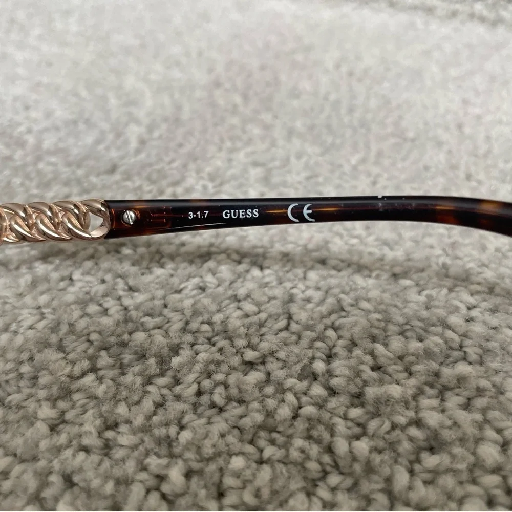 GUESS Tortoise Plastic Gold Tone Rhinestone Optical Eyeglasses Frame 51-17-135